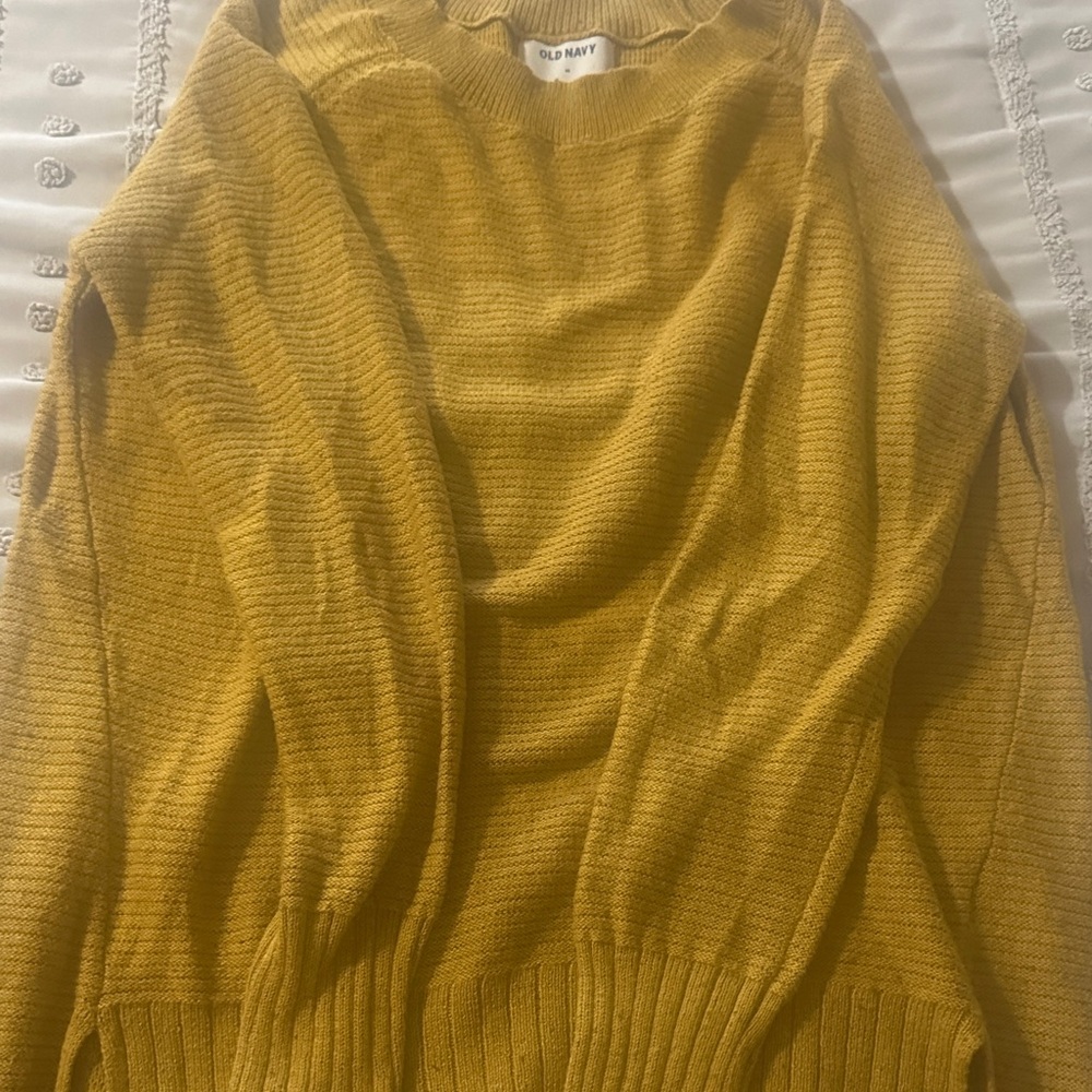 Old Navy Mustard Crewneck Sweater